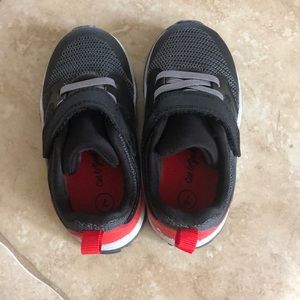 Cat & Jack toddler boys tennis shoes